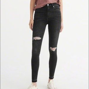 NWOT Abercrombie Simone High Waisted Black Jegging